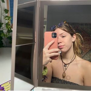 Meet your Posher, Amanda!